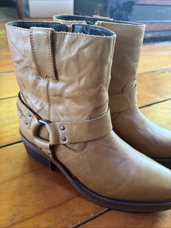 Shoes - Tan Leather Mid-Calf Harness Boots